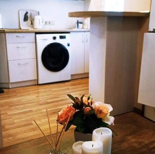 Apartment Hearthouse *