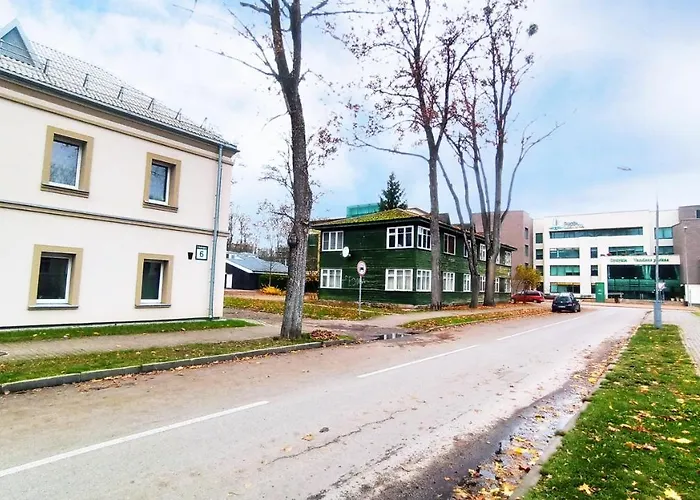 Hearthouse Apartment *